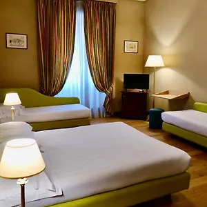 Hotel Oceania